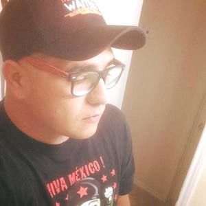 Meet your Posher, Luis